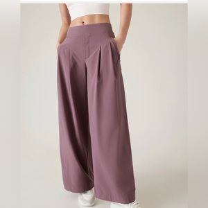 NWT Brooklyn wide leg pant